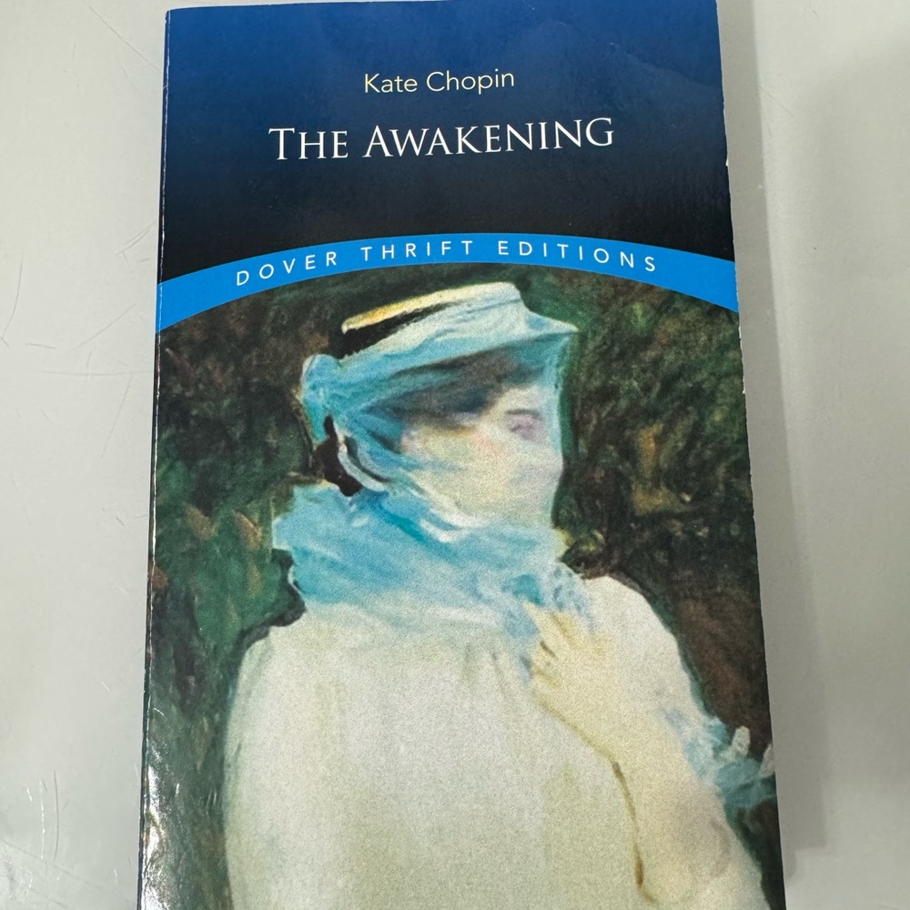 Books - Picture 3 of 14